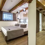 Michaelson Boutique & Bricola 4*