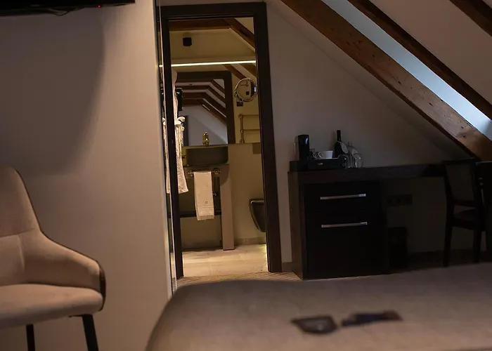 Michaelson Boutique & Bricola Otel 4*