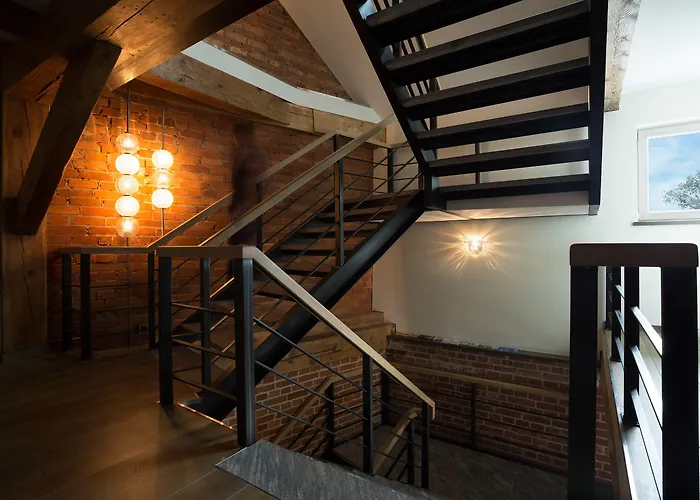 Michaelson Boutique & Bricola Otel