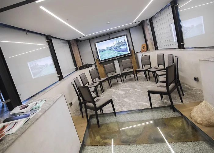 Michaelson Boutique & Bricola 4*