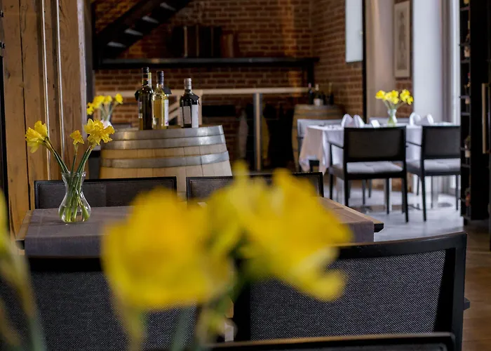 Michaelson Boutique & Bricola